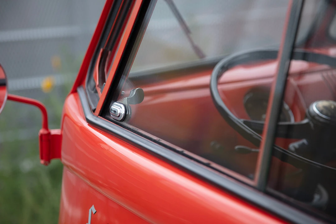 1959 Volkswagen Split-Window Bus - Image 26 of 31