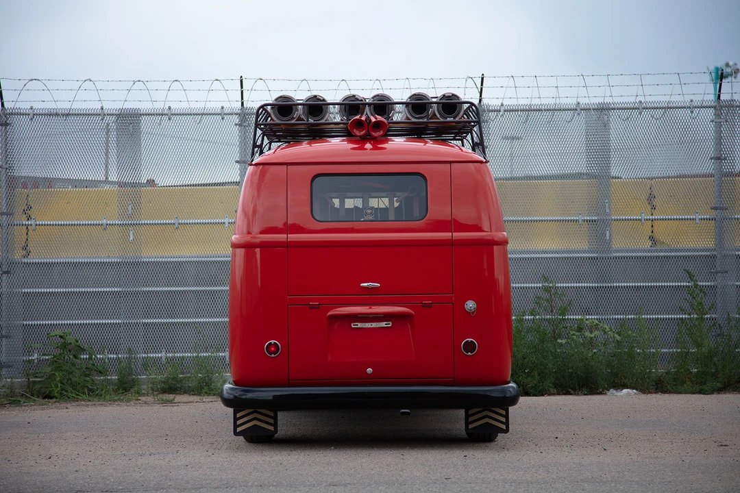 1959 Volkswagen Split-Window Bus - Image 10 of 31