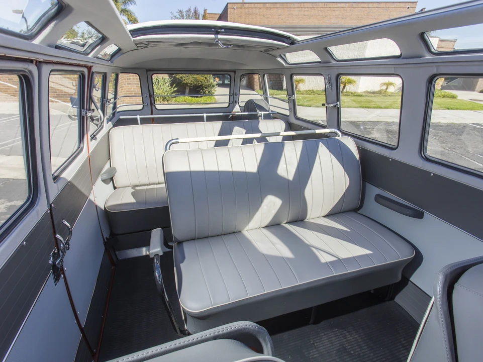 1959 Volkswagen Split-Window Bus - Image 19 of 31