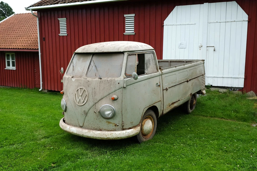 1961 Volkswagen Split-Window Pickup - Image 2 of 30