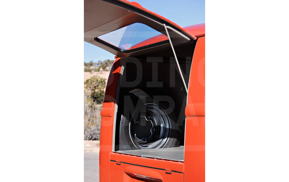 1959 Volkswagen Split-Window Bus - Image 12 of 17