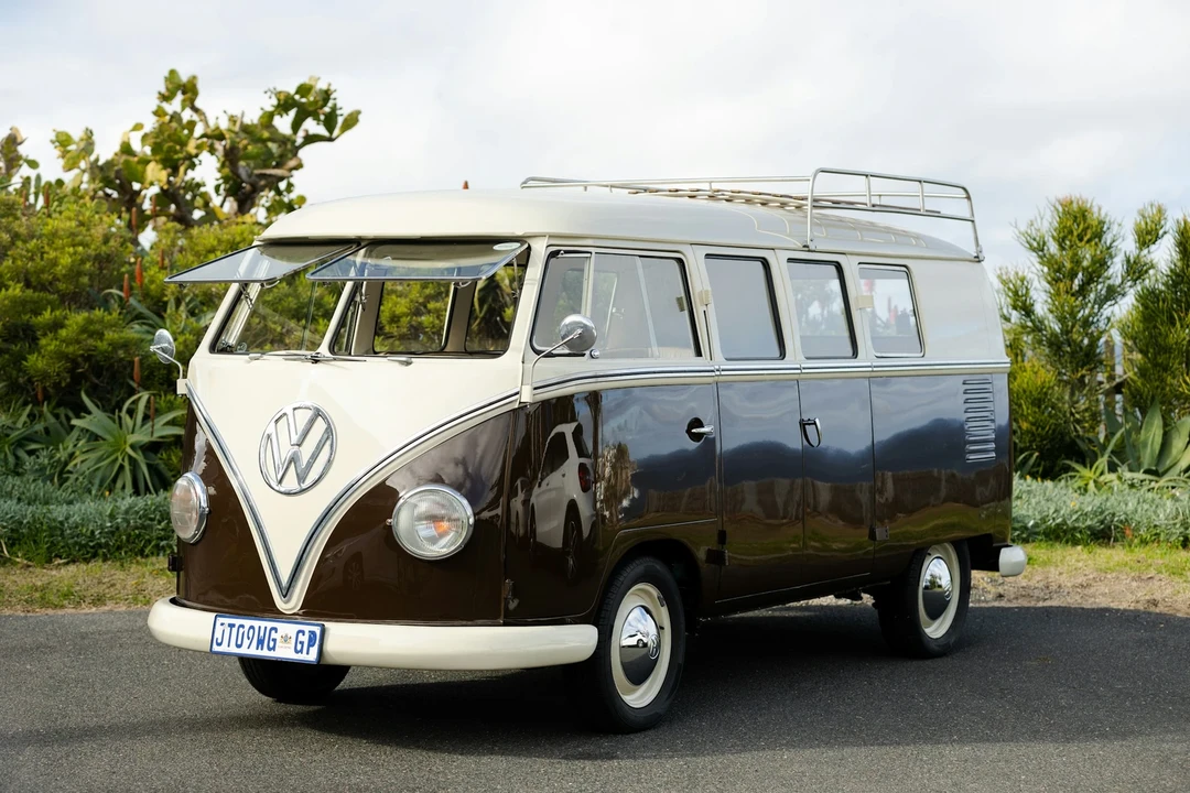 1959 Volkswagen Split-Window Bus - Image 11 of 21