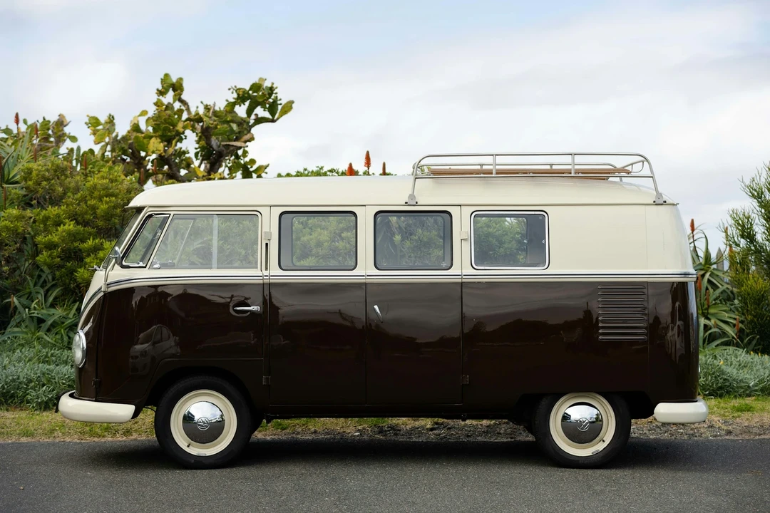 1959 Volkswagen Split-Window Bus - Image 12 of 21
