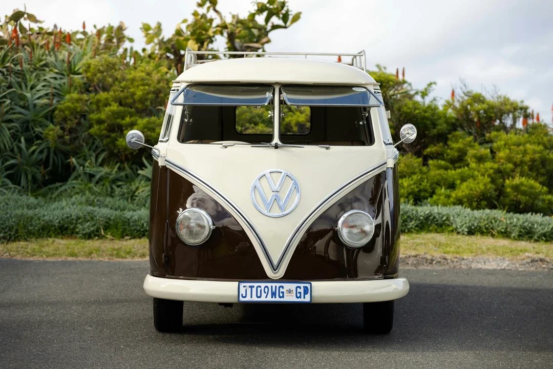 1959 Volkswagen Split-Window Bus - Image 9 of 21