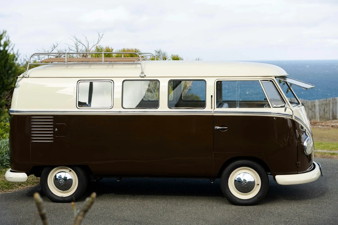 1959 Volkswagen Split-Window Bus - Image 7 of 21