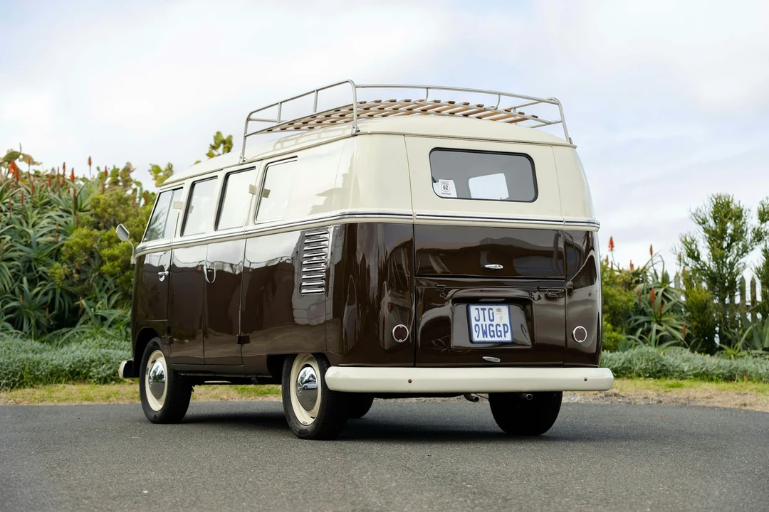1959 Volkswagen Split-Window Bus - Image 13 of 21