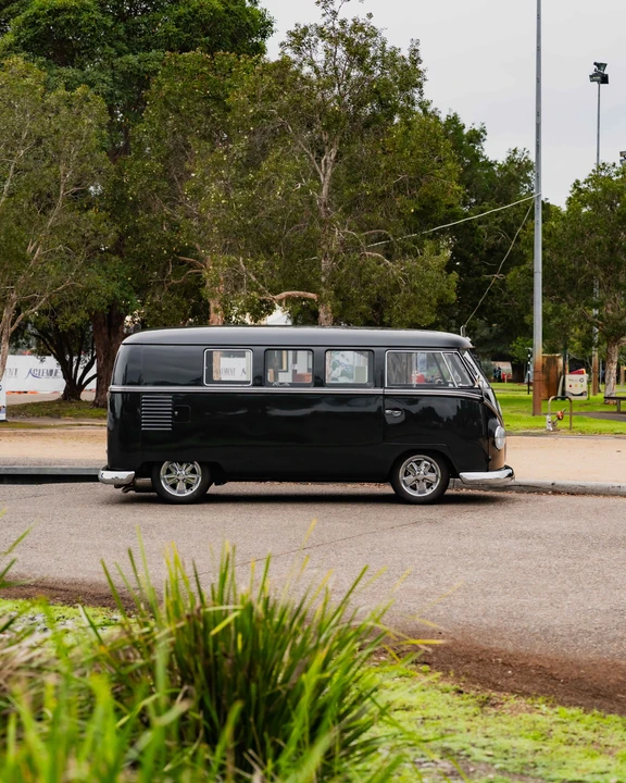 1959 Volkswagen Split-Window Bus - Image 27 of 31