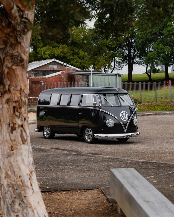1959 Volkswagen Split-Window Bus - Image 19 of 31