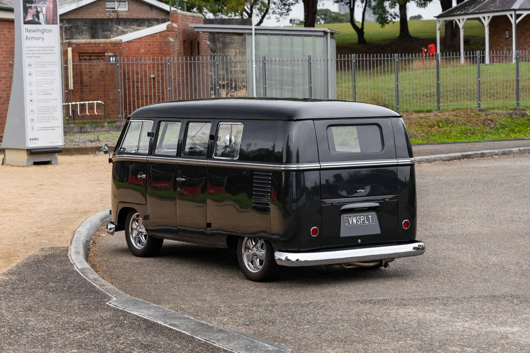 1959 Volkswagen Split-Window Bus - Image 15 of 31