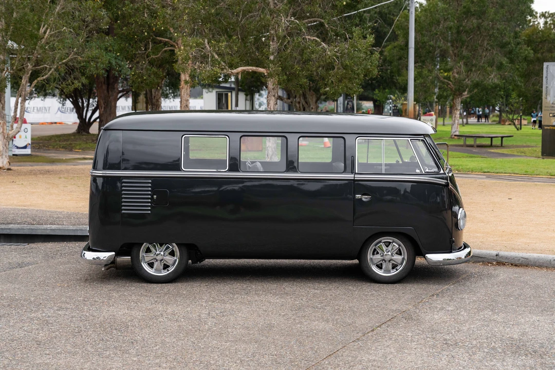 1959 Volkswagen Split-Window Bus - Image 12 of 31