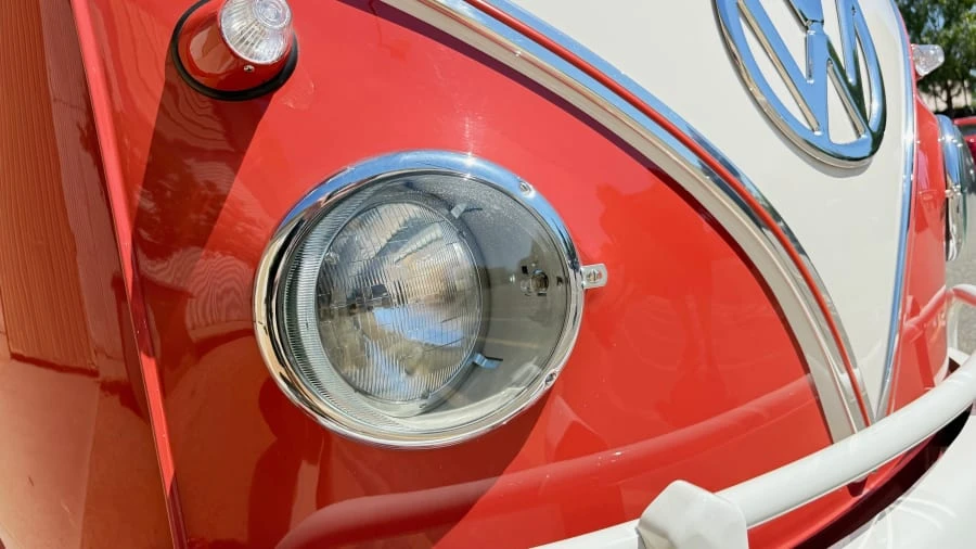 1959 Volkswagen Split-Window Bus - Image 10 of 31