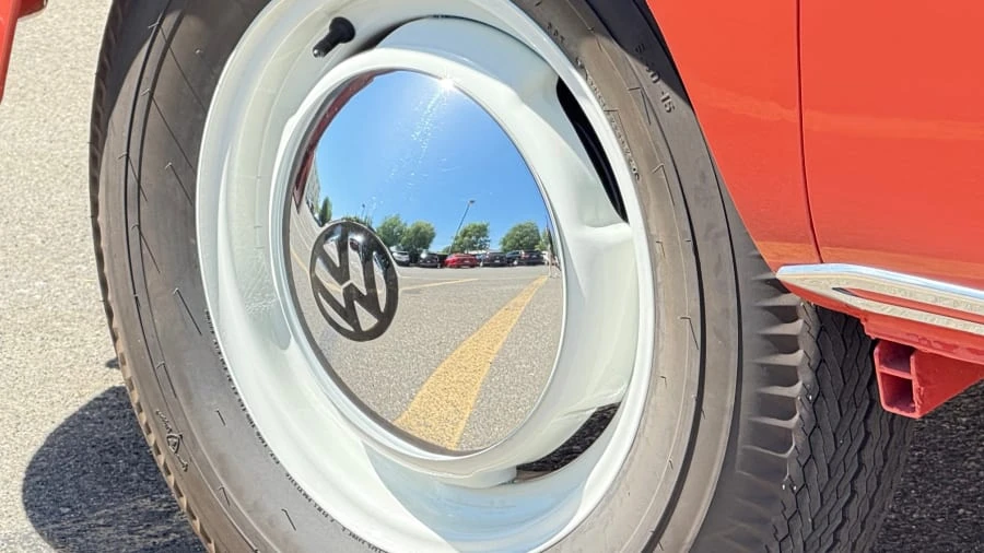 1959 Volkswagen Split-Window Bus - Image 8 of 31