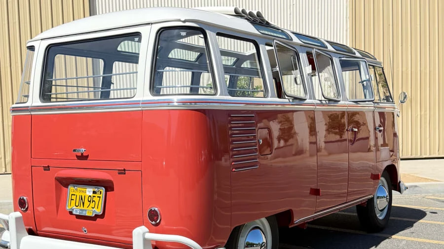 1959 Volkswagen Split-Window Bus - Image 3 of 31