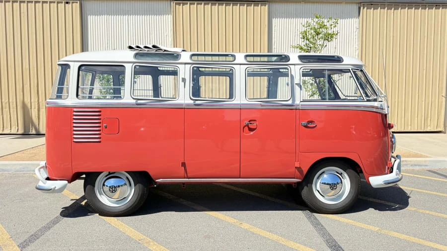 1959 Volkswagen Split-Window Bus - Image 5 of 31