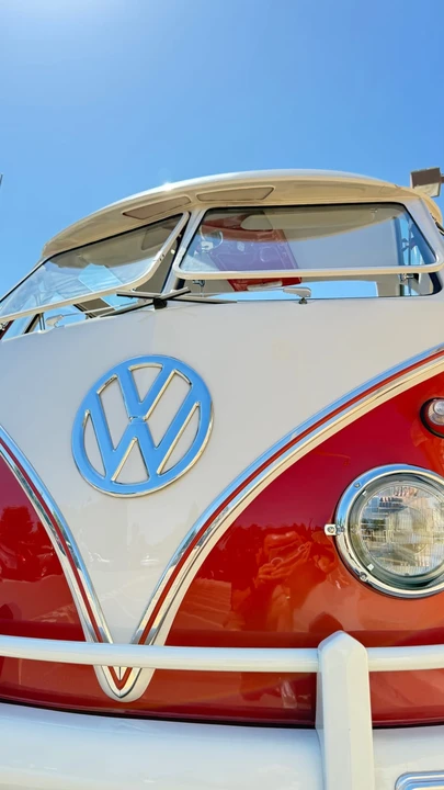 1959 Volkswagen Split-Window Bus - Image 6 of 31