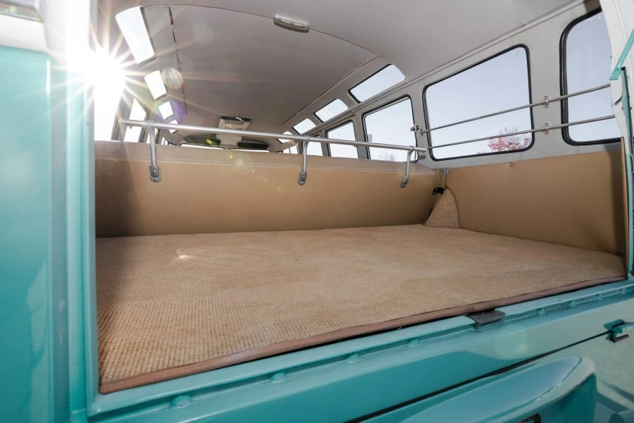 1959 Volkswagen Split-Window Bus - Image 31 of 31