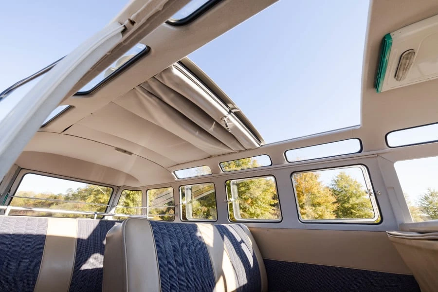1959 Volkswagen Split-Window Bus - Image 22 of 31