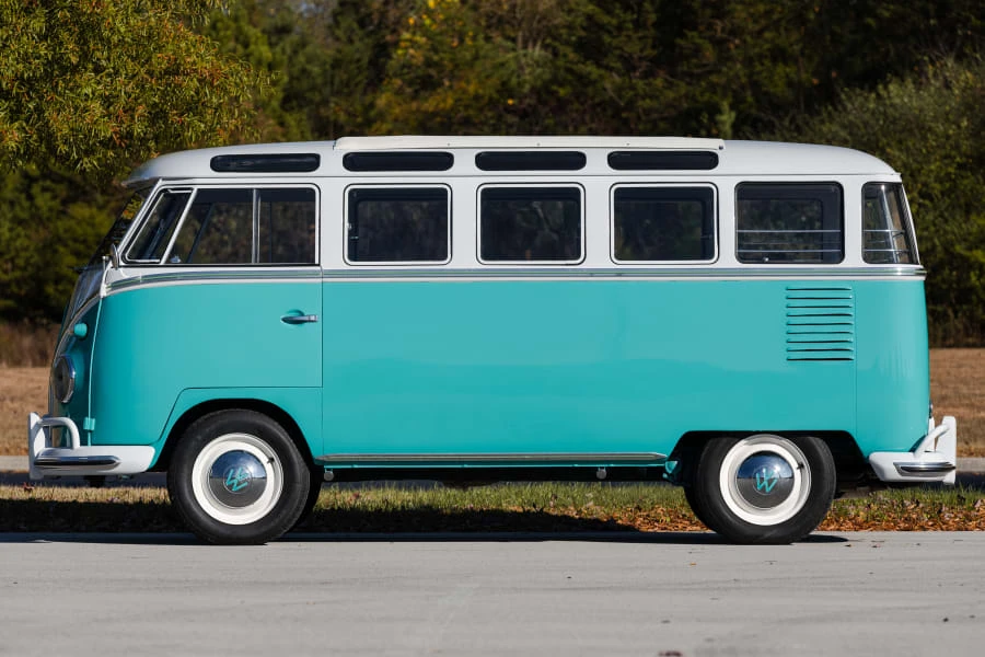 1959 Volkswagen Split-Window Bus - Image 8 of 31