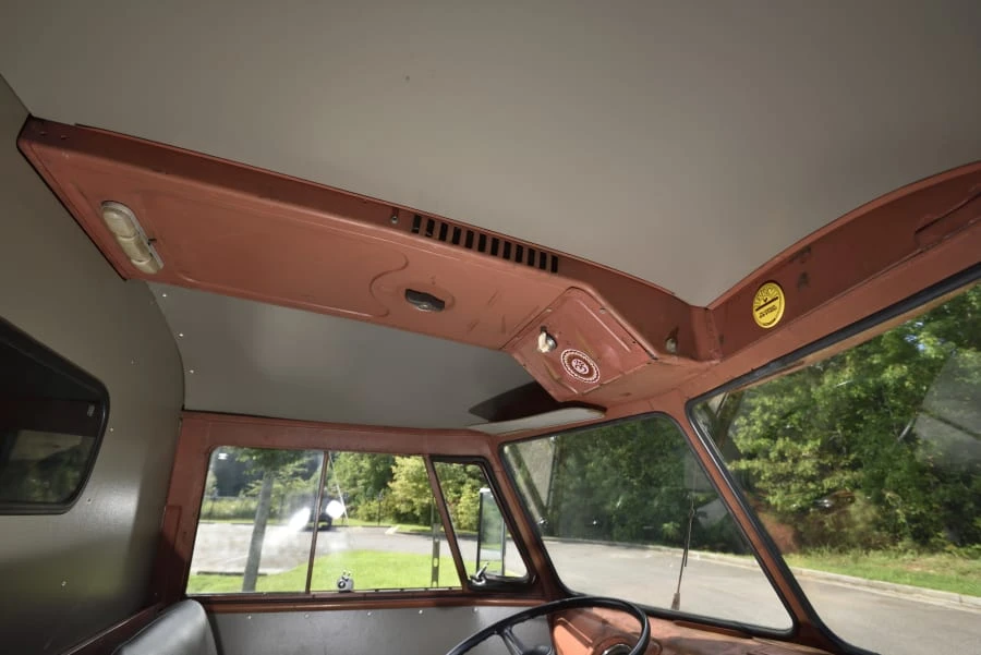 1959 Volkswagen Split-Window Bus - Image 22 of 31