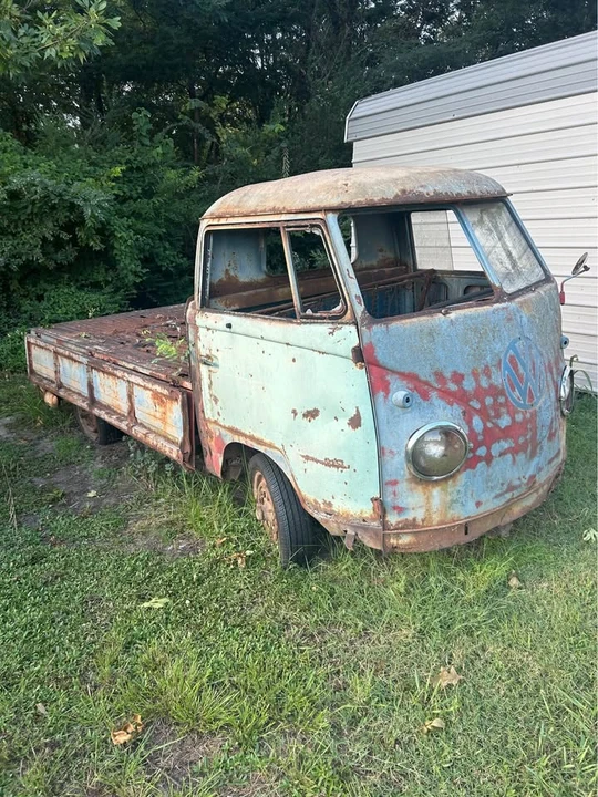 1959 Volkswagen Split-Window Pickup - Image 2 of 5