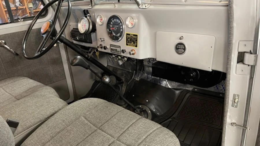 1959 Willys Jeep Wagon - Image 4 of 9