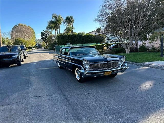 1959 Lincoln Capri - Image 16 of 17