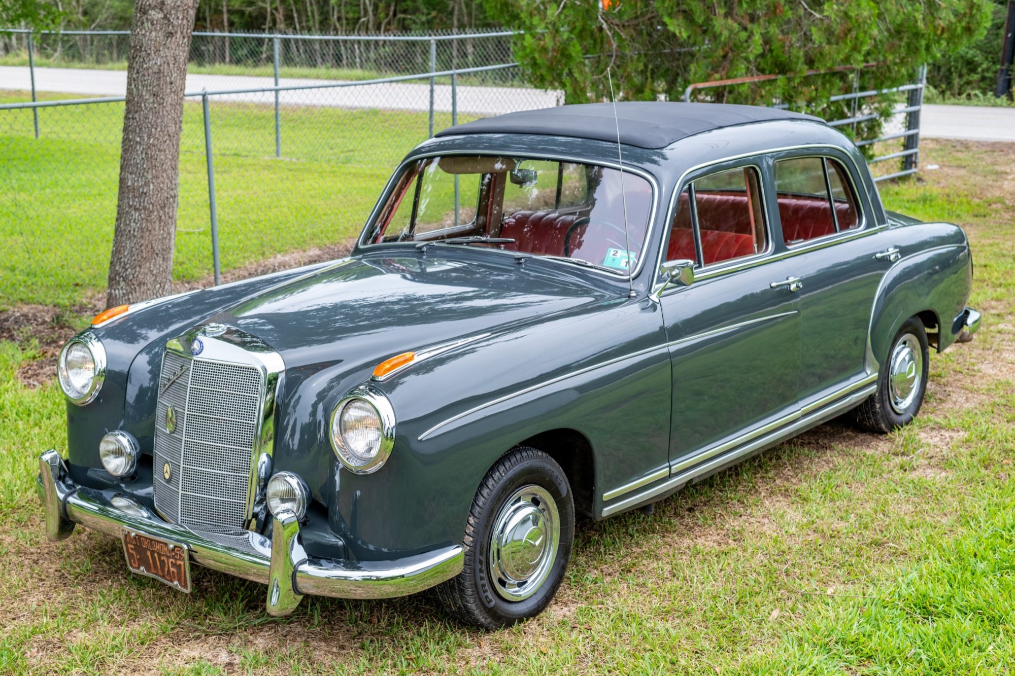 1959 Mercedes-Benz 220S 4-Speed