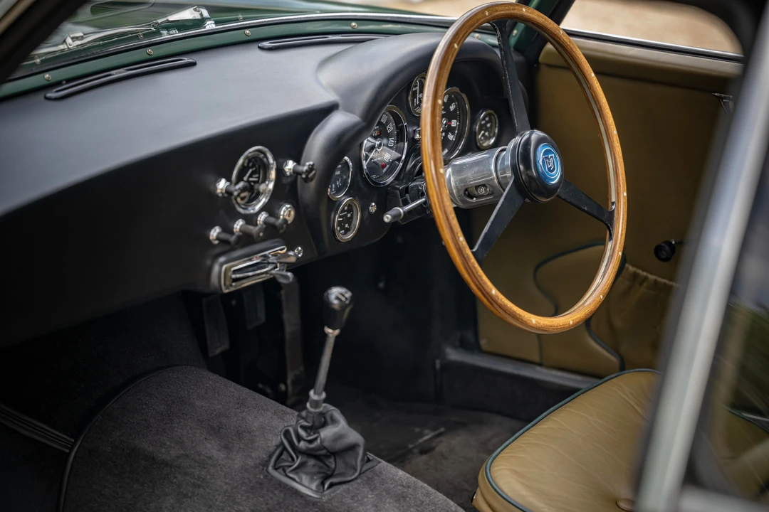 2000 Aston Martin DB4 GT Zagato - Image 16 of 30