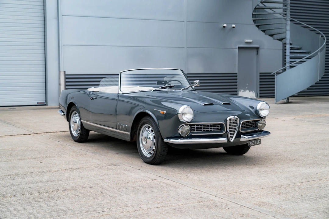 1960 Alfa Romeo 102-Series 2000 - Image 12 of 31