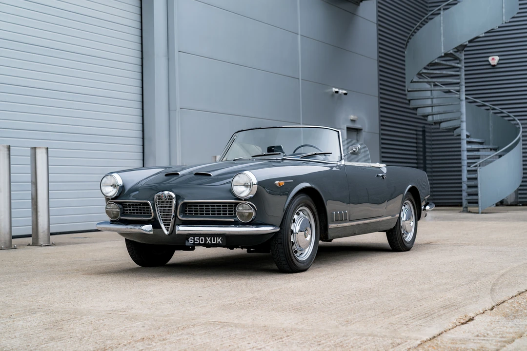 1960 Alfa Romeo 102-Series 2000 - Image 10 of 31
