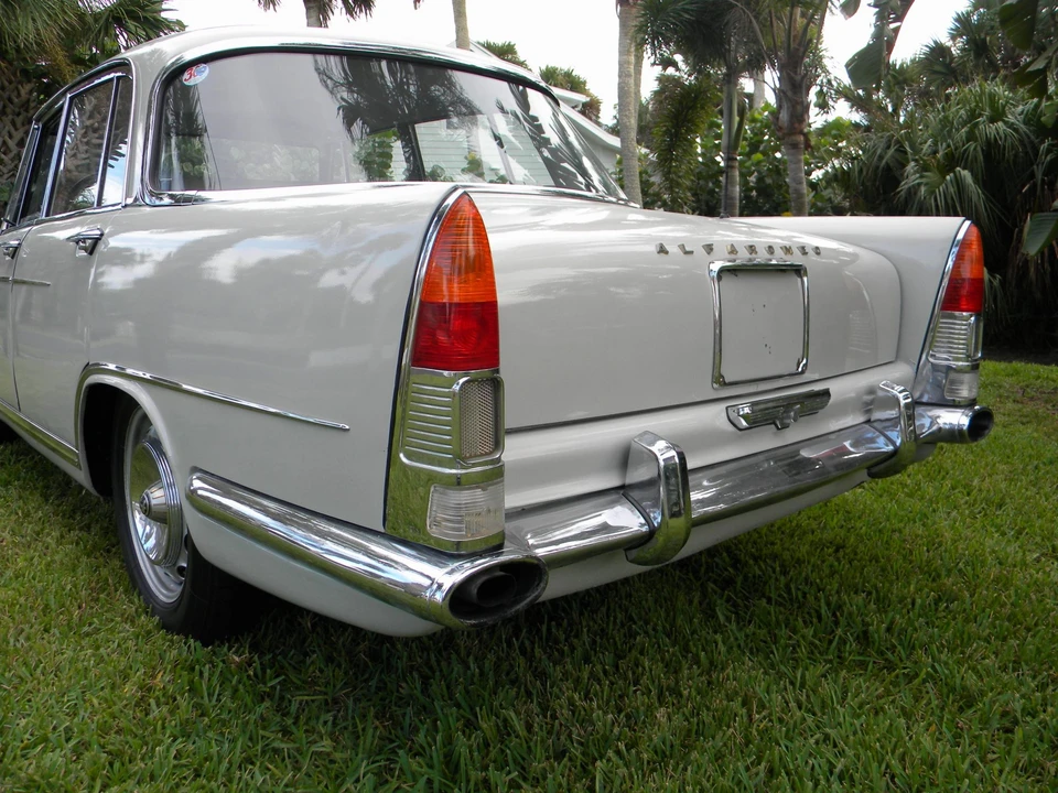 1960 Alfa Romeo 102-Series 2000 - Image 22 of 31