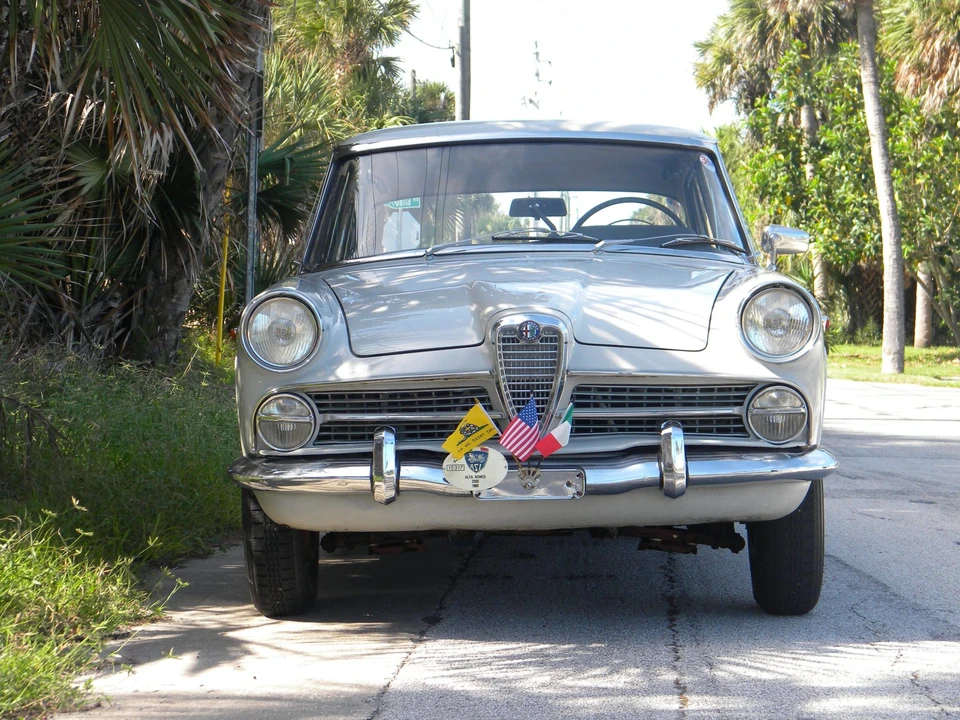 1960 Alfa Romeo 102-Series 2000 - Image 8 of 31