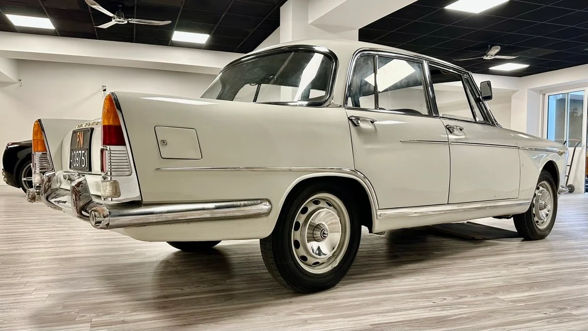 1960 Alfa Romeo 102-Series 2000 - Image 4 of 31