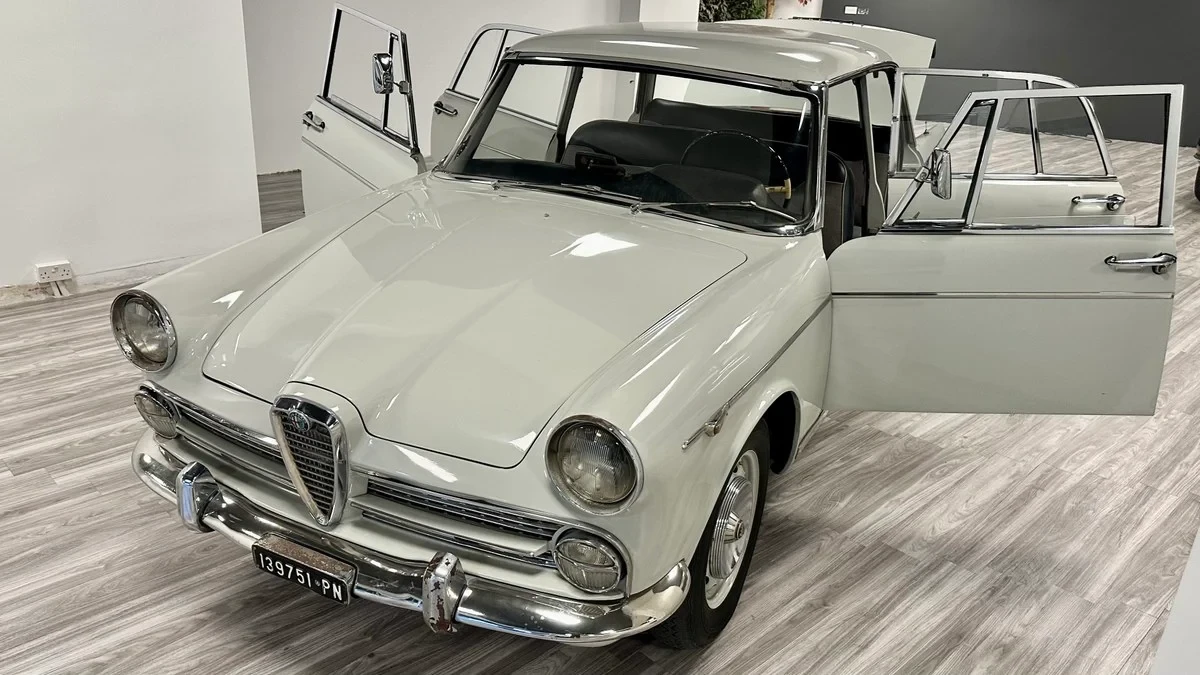 1960 Alfa Romeo 102-Series 2000 - Image 3 of 31