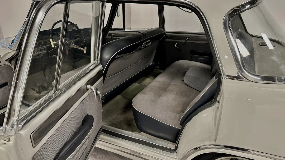 1960 Alfa Romeo 102-Series 2000 - Image 16 of 31