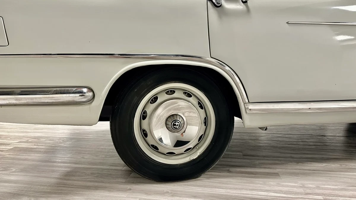 1960 Alfa Romeo 102-Series 2000 - Image 9 of 31