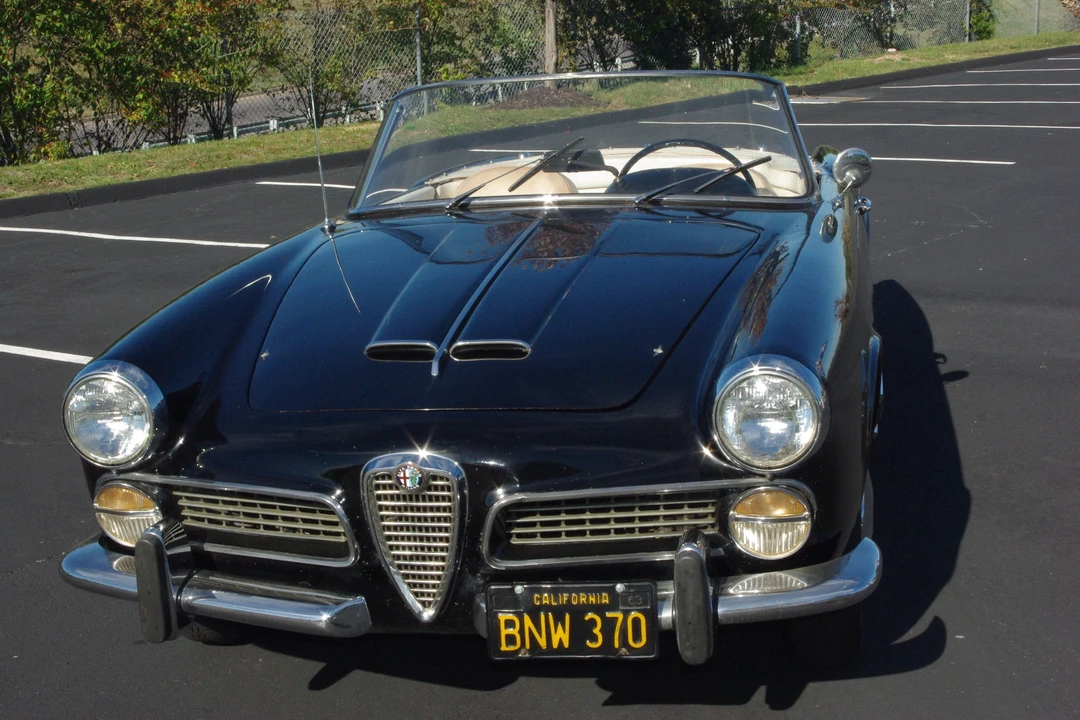 1960 Alfa Romeo 102-Series 2000 - Image 15 of 31