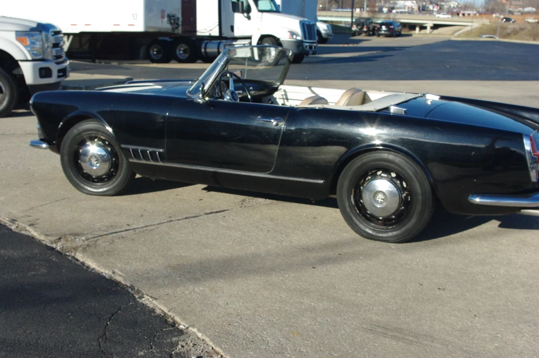 1960 Alfa Romeo 102-Series 2000 - Image 3 of 31