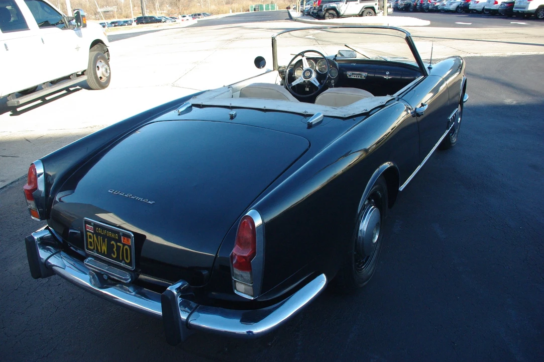 1960 Alfa Romeo 102-Series 2000 - Image 6 of 31