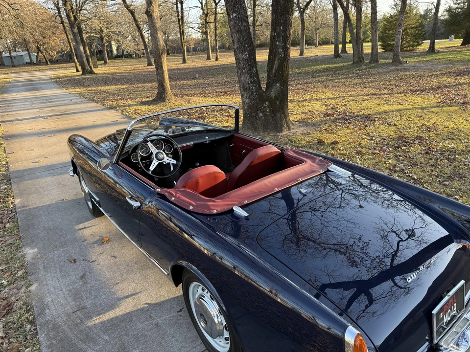 1960 Alfa Romeo 102-Series 2000 - Image 13 of 31