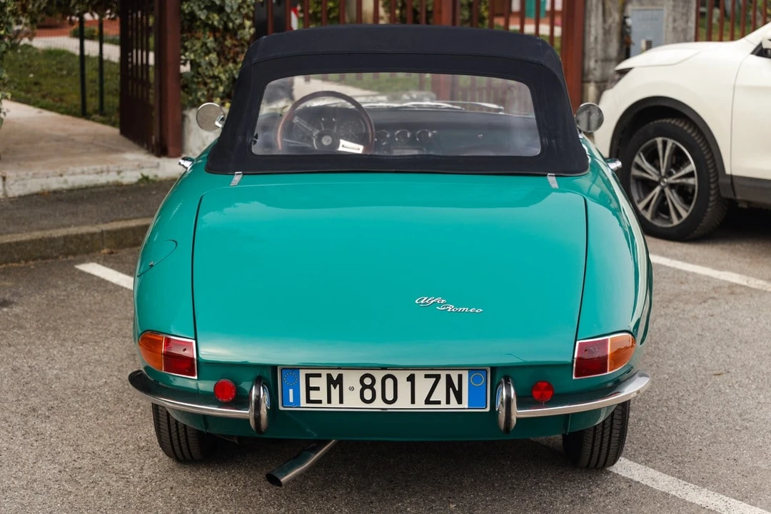 1960 Alfa Romeo 102-Series 2000 - Image 10 of 30
