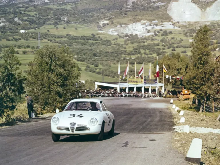 1960 Alfa Romeo Giulietta - Image 2 of 31