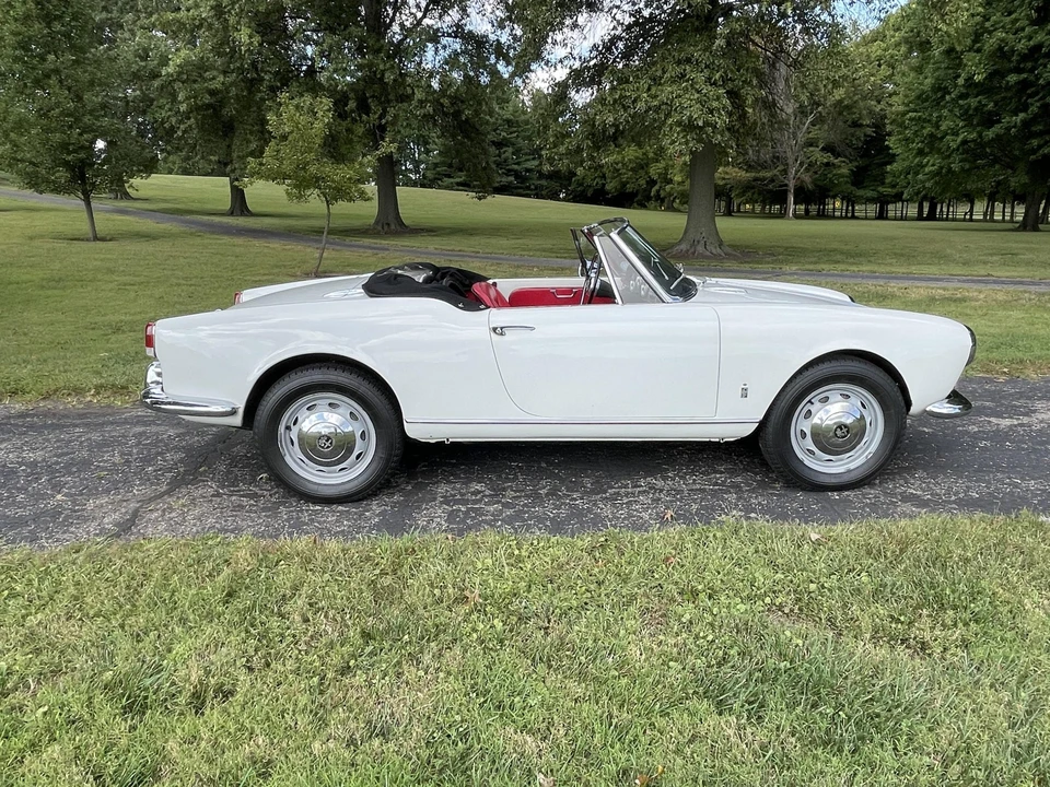 1960 Alfa Romeo Giulietta - Image 8 of 31
