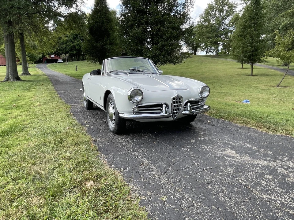 1960 Alfa Romeo Giulietta - Image 4 of 31