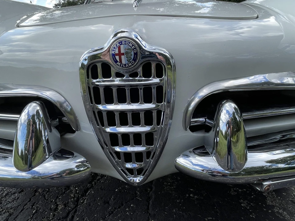1960 Alfa Romeo Giulietta - Image 16 of 31