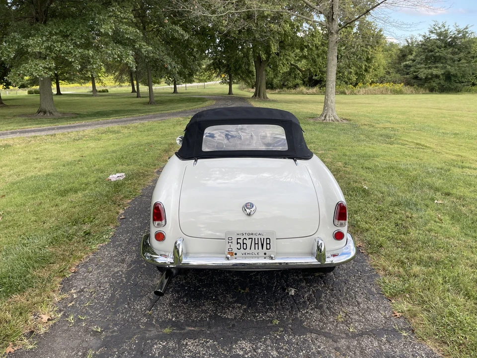 1960 Alfa Romeo Giulietta - Image 10 of 31
