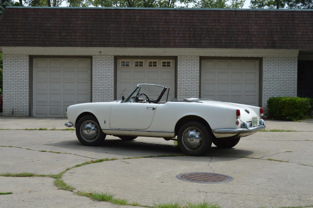 1960 Alfa Romeo Giulietta - Image 9 of 31