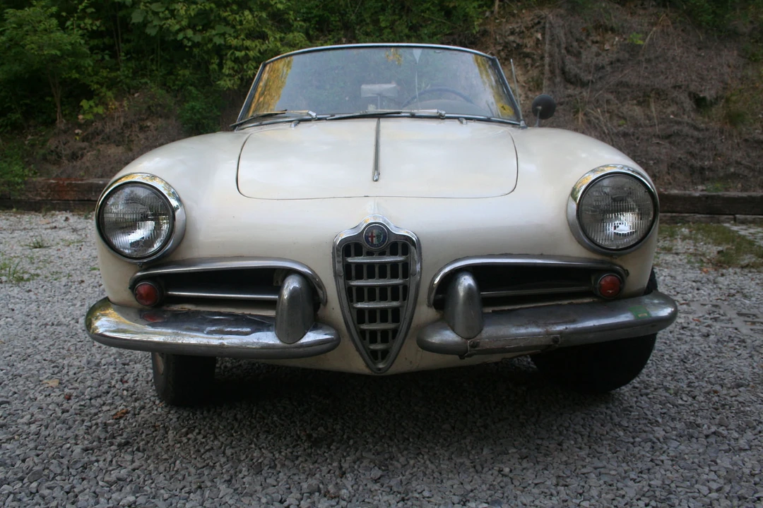 1960 Alfa Romeo Giulietta - Image 7 of 31