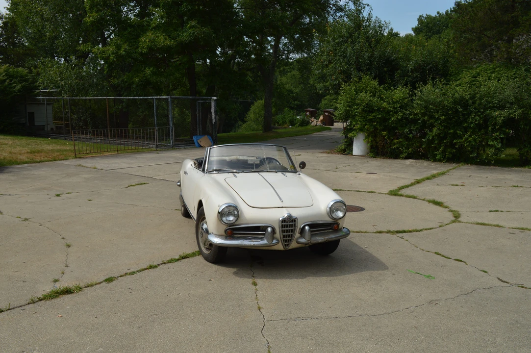 1960 Alfa Romeo Giulietta - Image 12 of 31