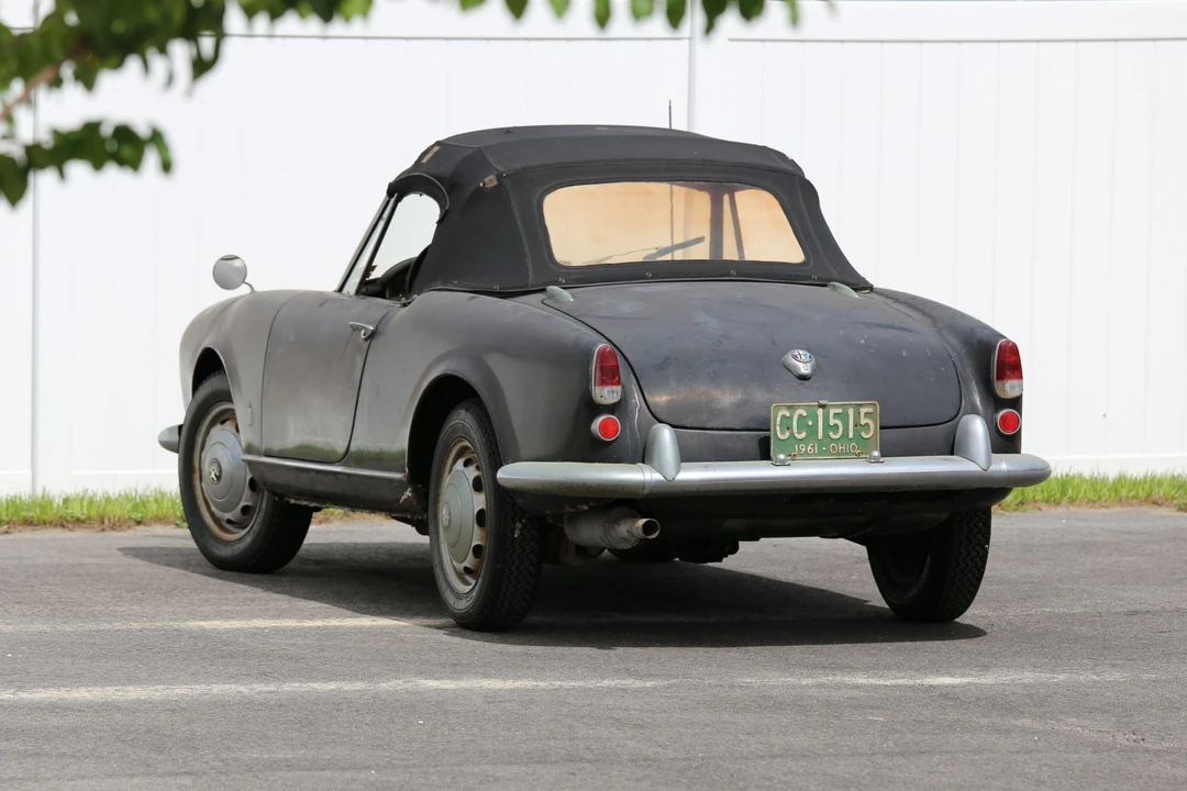 1960 Alfa Romeo Giulietta - Image 12 of 31